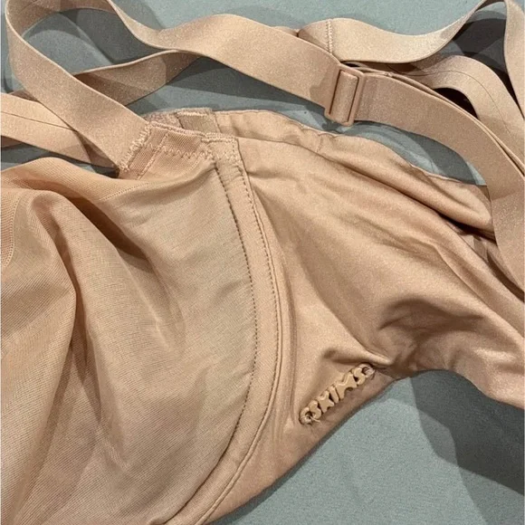 NWT SKIMS Unlined Balconette Bra - 34C - Picture 6 of 6